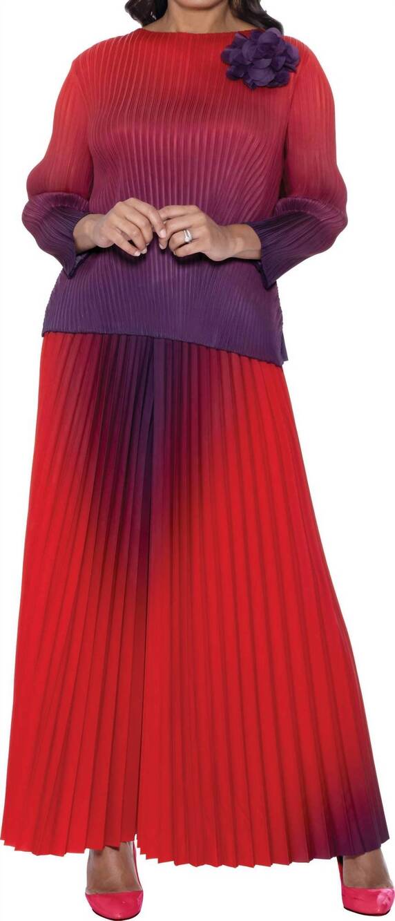 NEW DIVINE APPAREL DESIGNS pleated wide leg pant set in red
